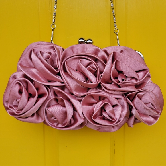 NWOT Lulu Townsend Pink Satin Rose Petal Evening Clutch